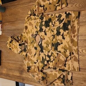 Embroidered STAPLE Pigeon Hoodie Camo Size L